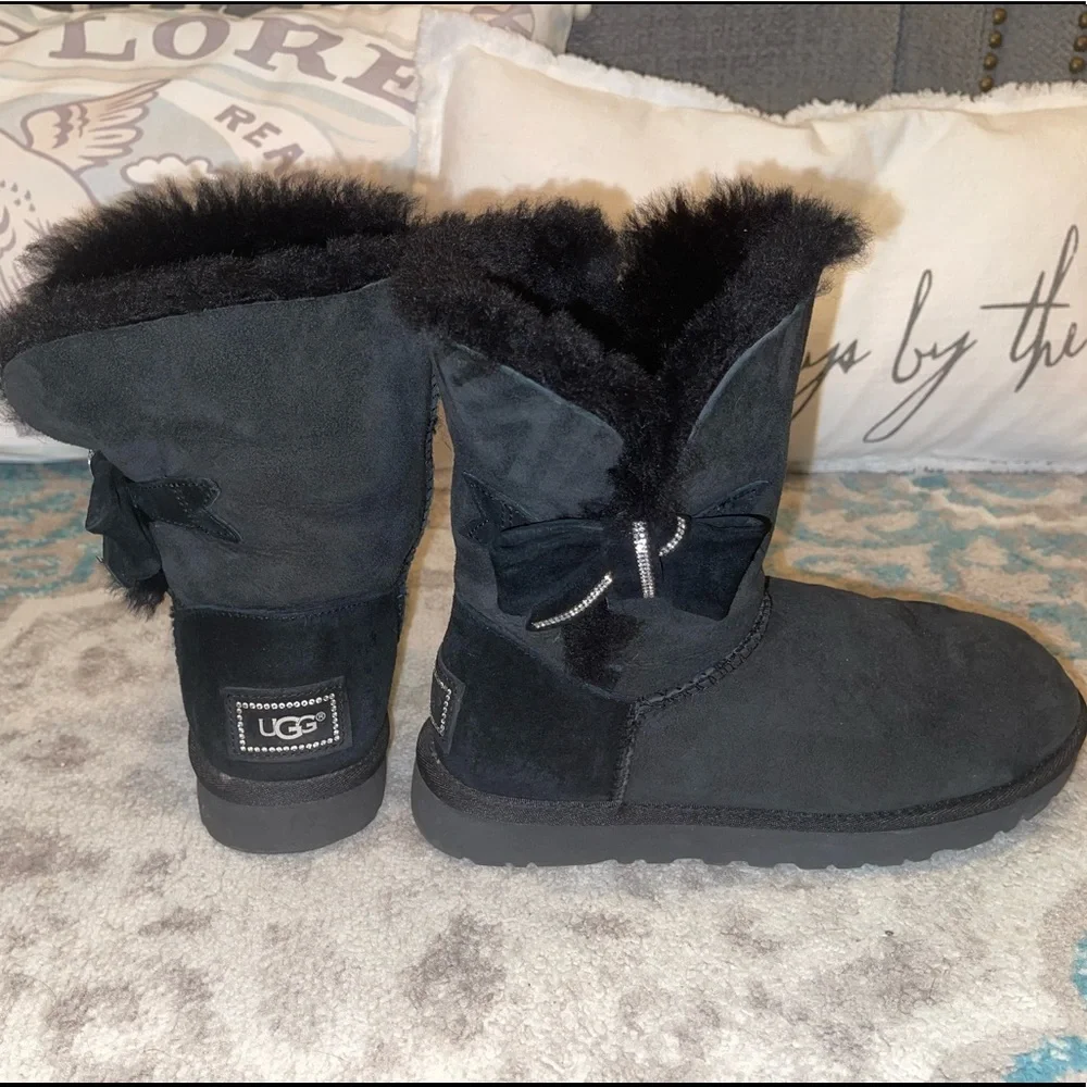 UGG Bailey Bow Boots - Picture 3 of 4